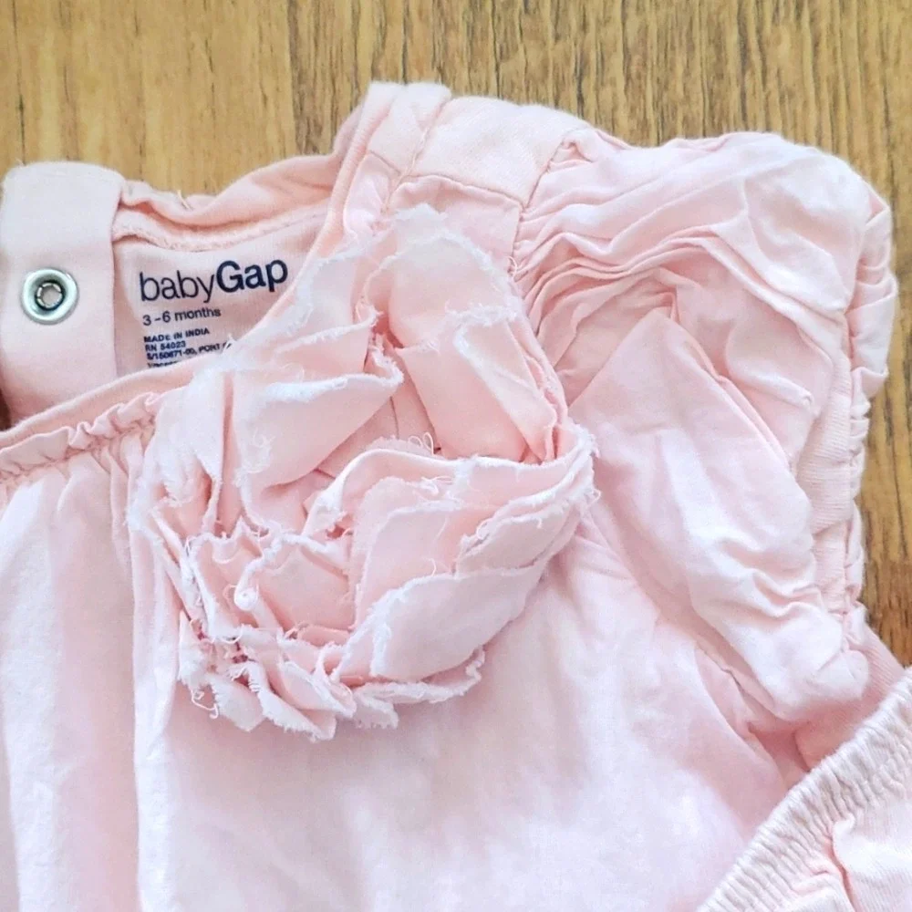 GAP Baby Girl Rosebud Pastel Pink Bubble Dress with Diaper Cover 3-6M‎